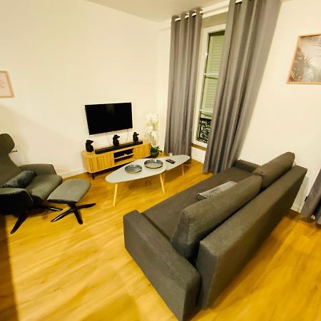50M2 Flat In Heart Of Orleans - Canal Foot & Bein Екстериор снимка