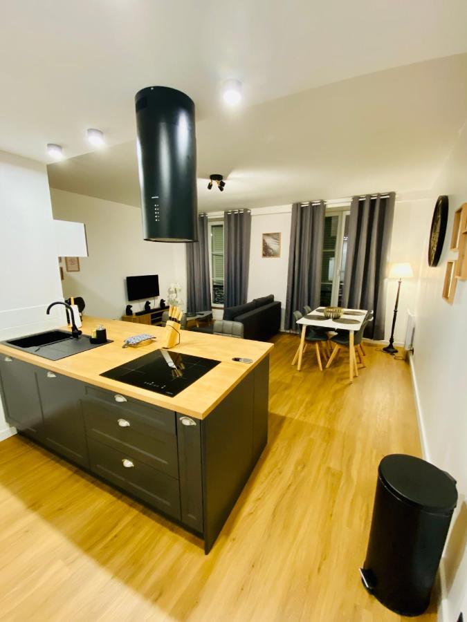 50M2 Flat In Heart Of Orleans - Canal Foot & Bein Екстериор снимка