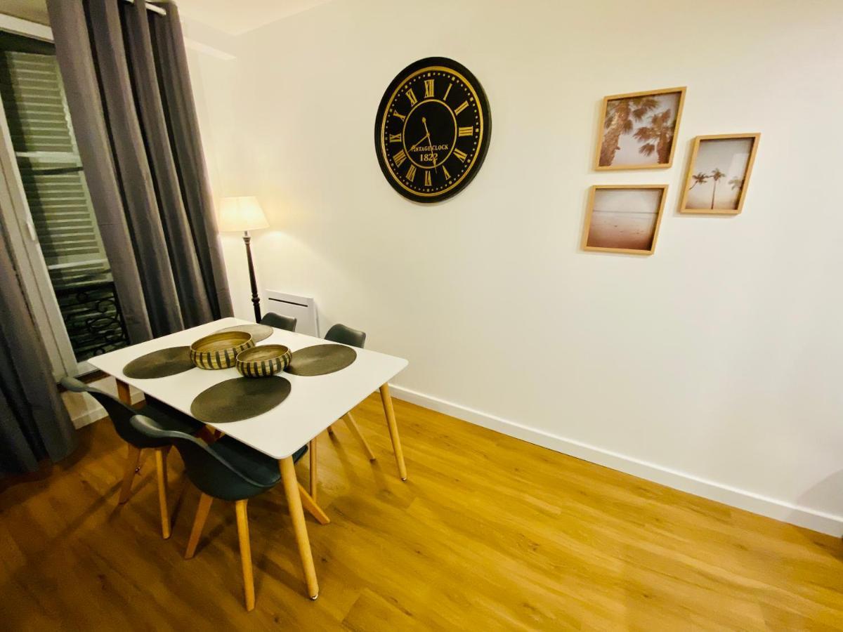 50M2 Flat In Heart Of Orleans - Canal Foot & Bein Екстериор снимка