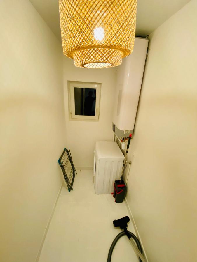 50M2 Flat In Heart Of Orleans - Canal Foot & Bein Екстериор снимка