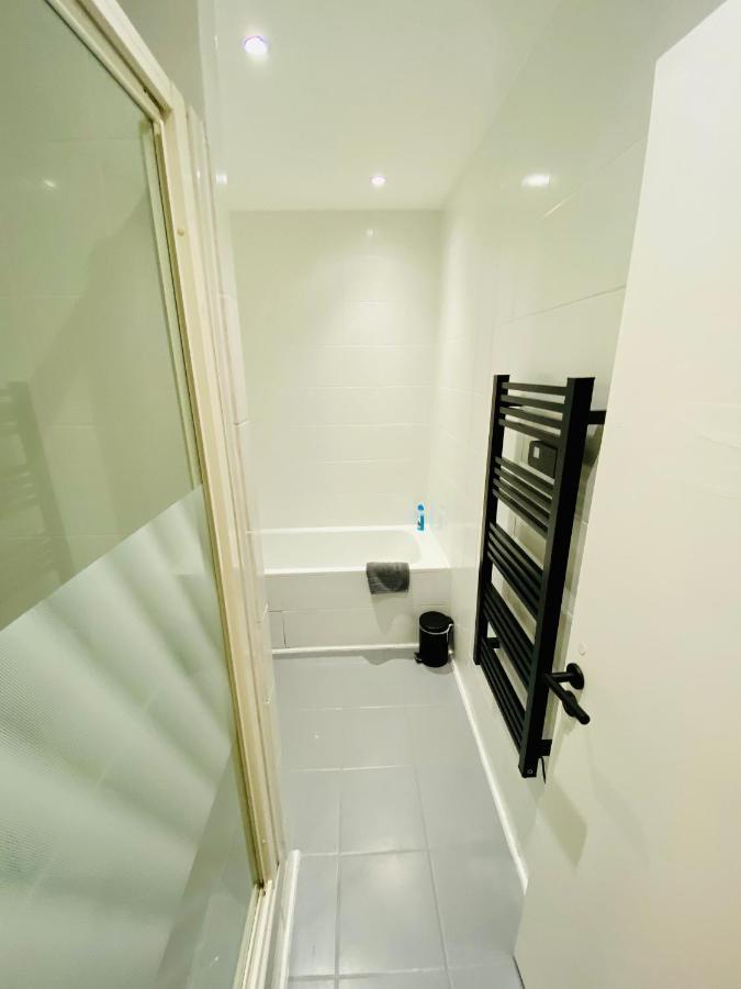 50M2 Flat In Heart Of Orleans - Canal Foot & Bein Екстериор снимка
